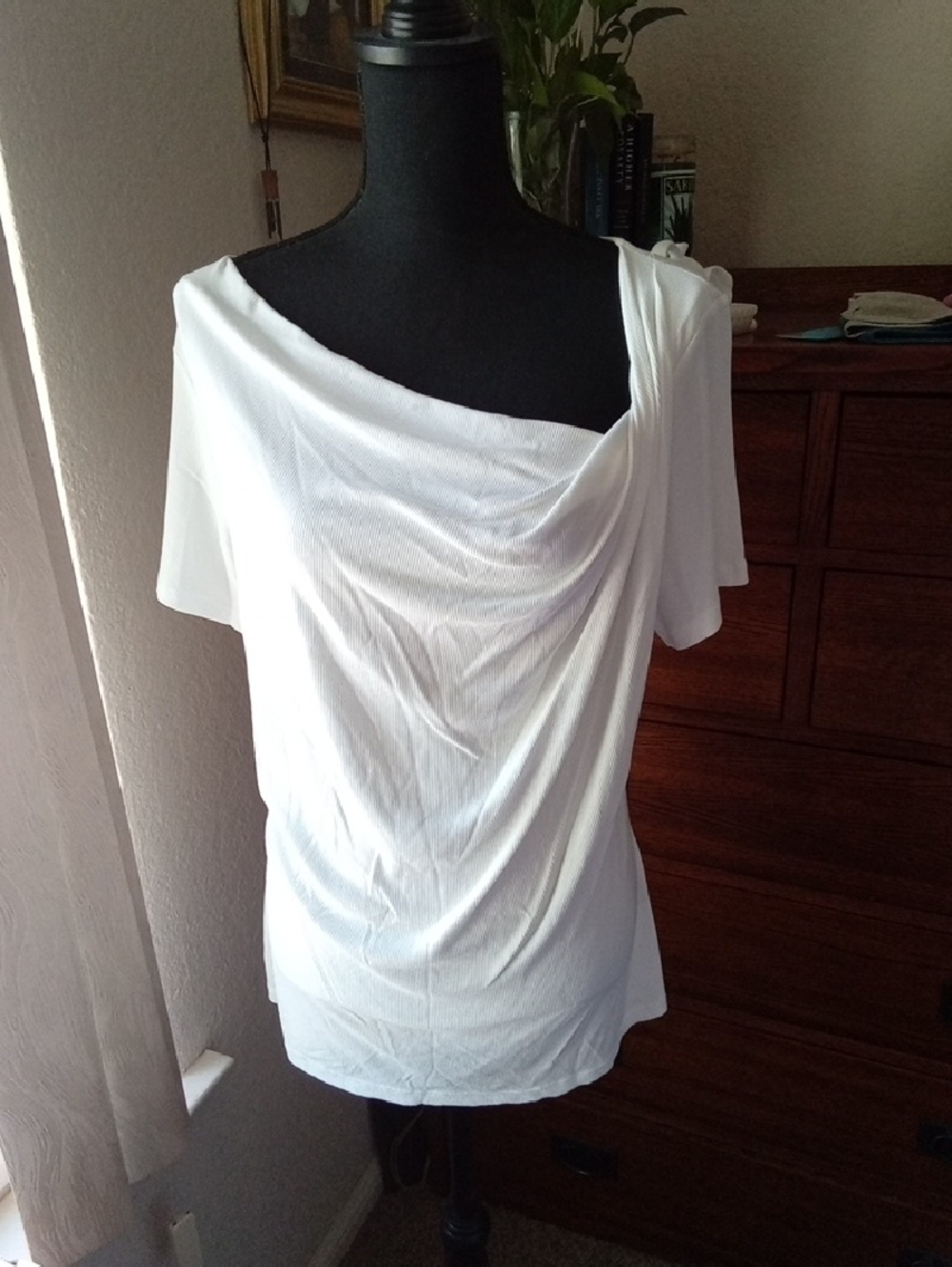 XL INC White Short Sleeve Fitted Blouse